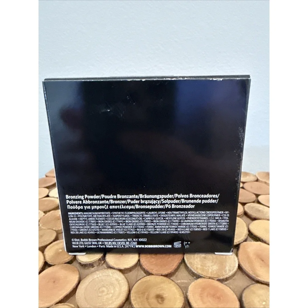 Bobbi Brown Bronzing Powder Golden Deep 0.31 oz / 9 g New In Box